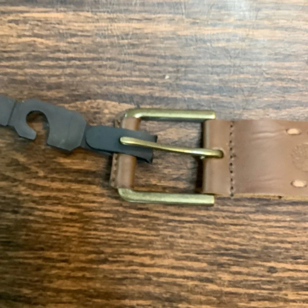 Timberland Mens Brown Genuine Leather Belt Brass Buckle Size 48‎